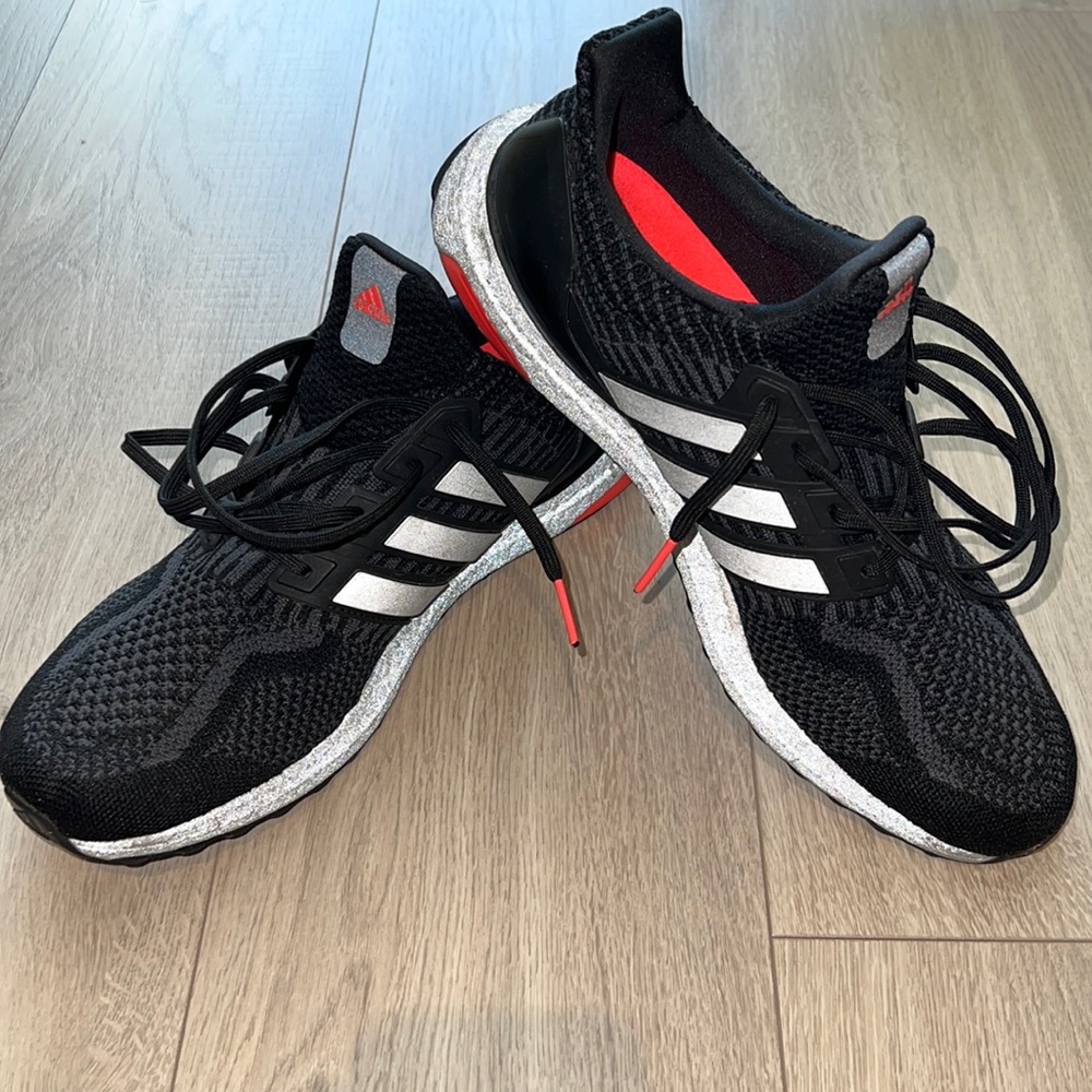 adidas Ultra Boost 5.0 DNA Core - Black Silver Metallic - Size 12